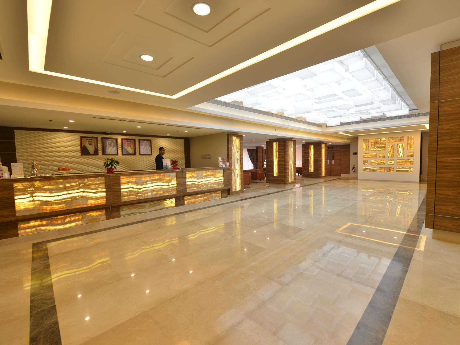 Ramada By Wyndham Bahrain Hotel Manama Ngoại thất bức ảnh