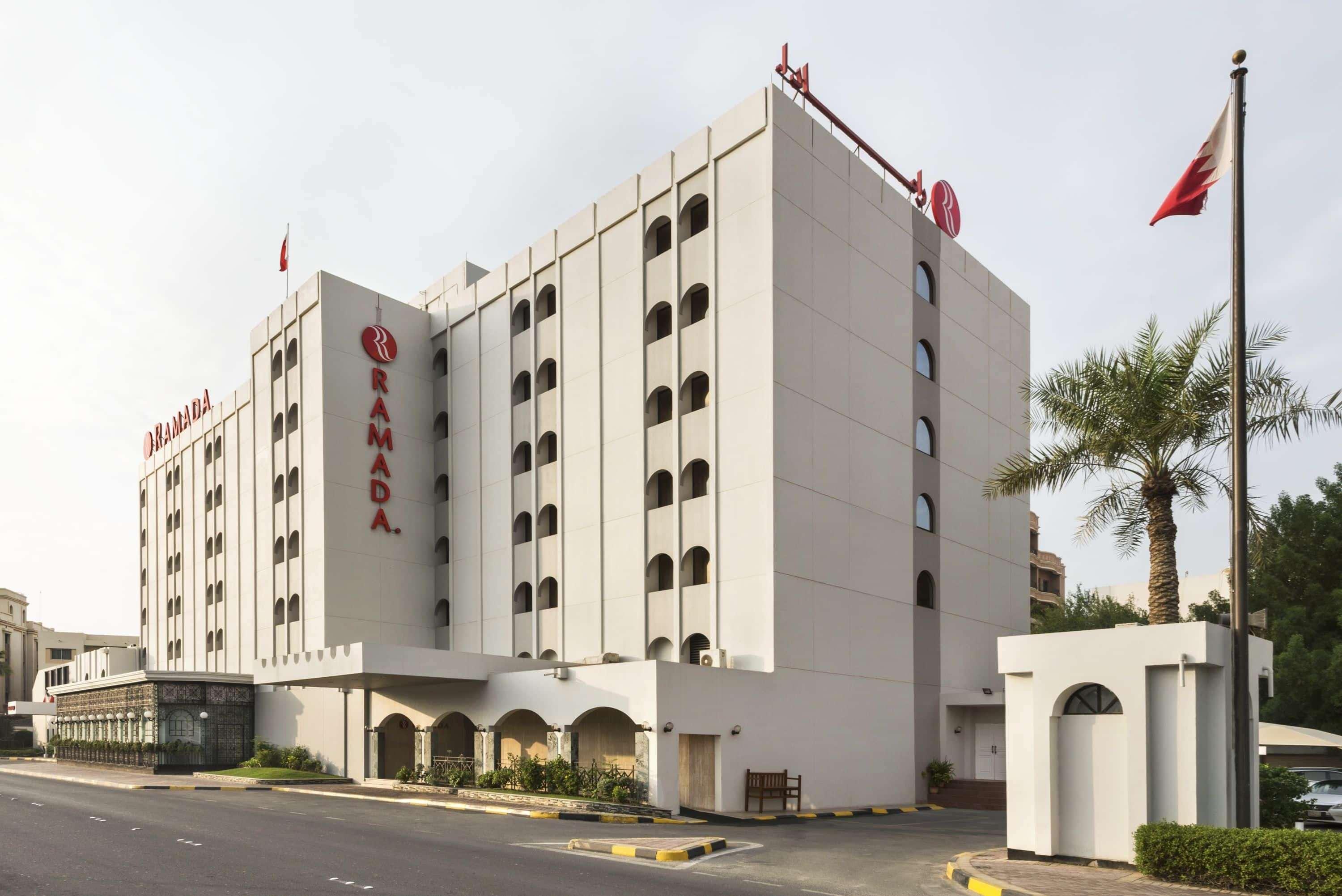 Ramada By Wyndham Bahrain Hotel Manama Ngoại thất bức ảnh