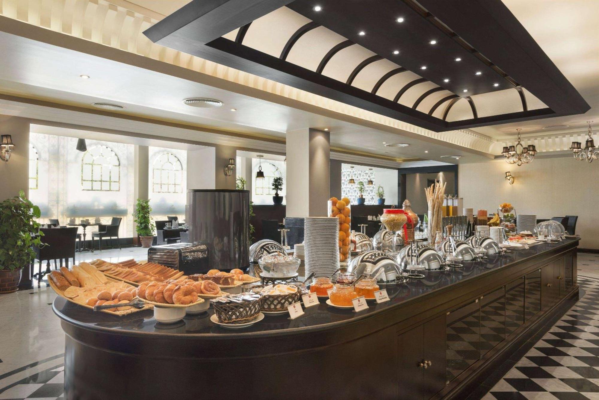 Ramada By Wyndham Bahrain Hotel Manama Ngoại thất bức ảnh