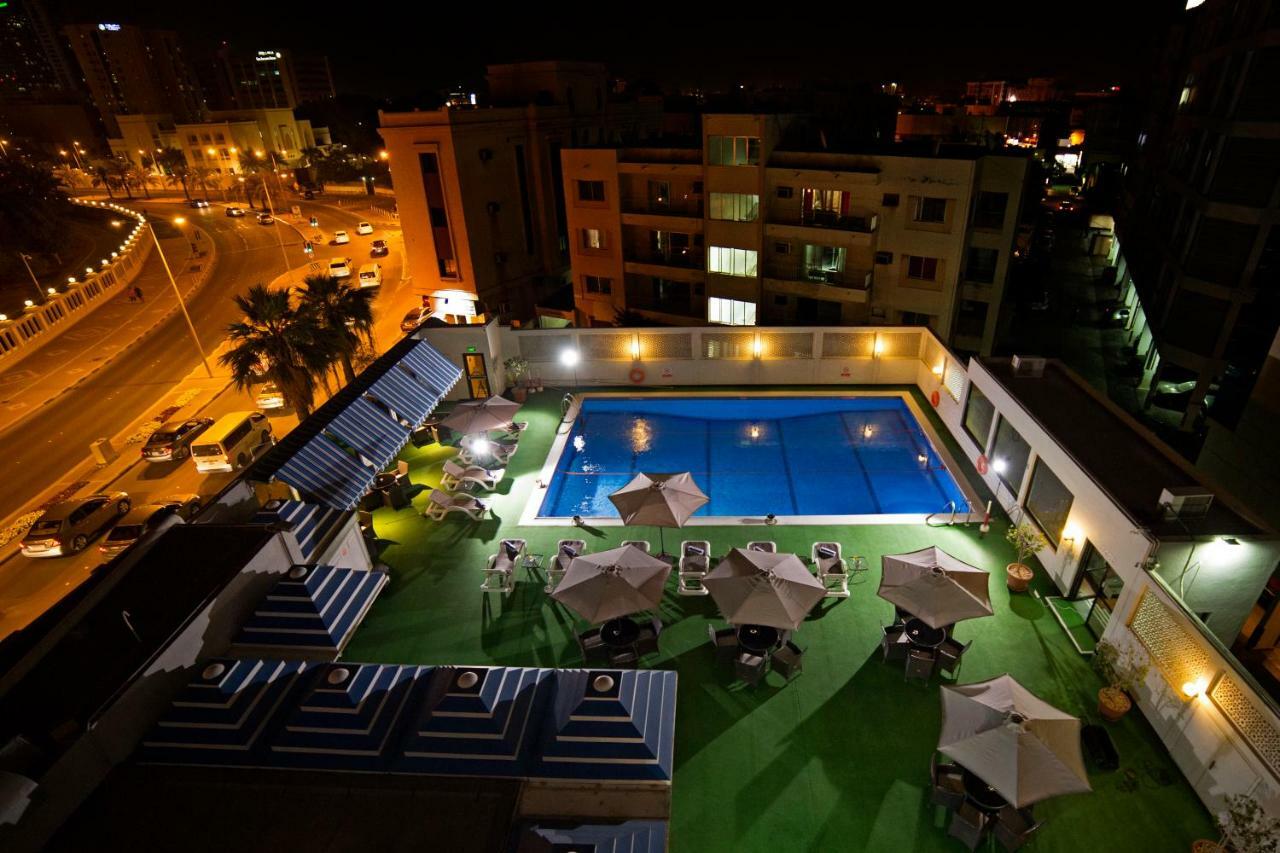 Ramada By Wyndham Bahrain Hotel Manama Ngoại thất bức ảnh