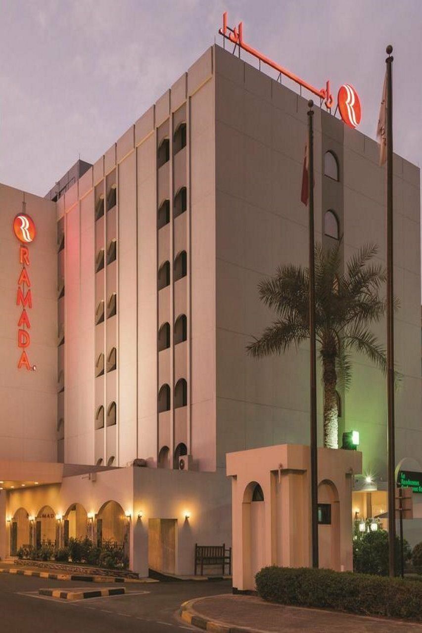 Ramada By Wyndham Bahrain Hotel Manama Ngoại thất bức ảnh